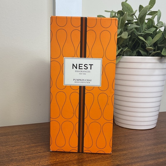 NEST Fragrances Other - NEST Fragrances NEW Pumpkin Chai Candle Holder - Orange